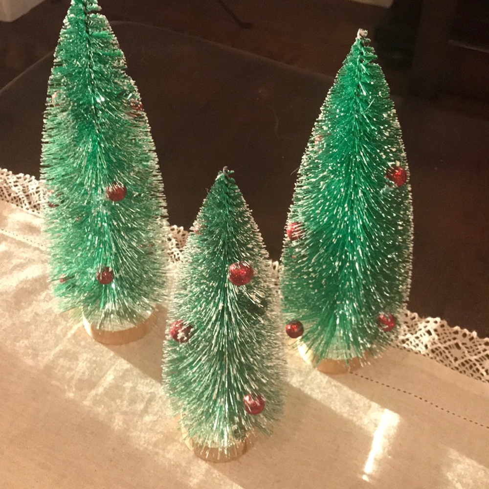 Set of 3 Bottle Brush Christmas Tree - Picture 4 of 12